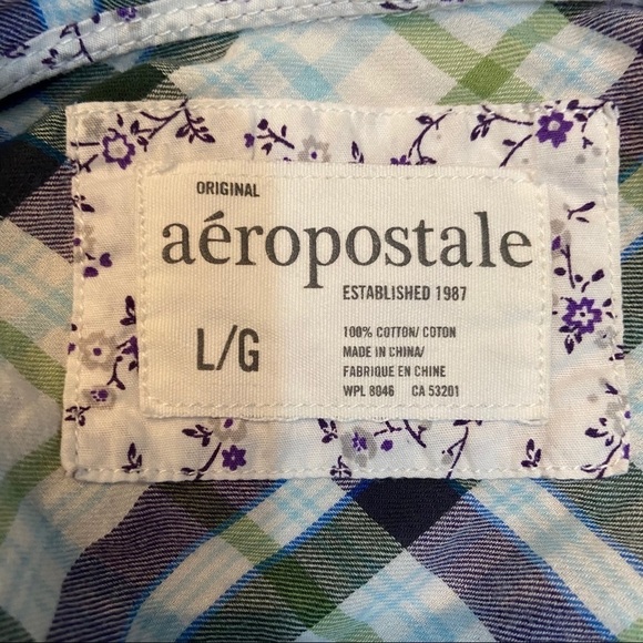Aeropostale plaid  button up shirt in size large‎ - Picture 4 of 6